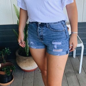jean shorts!